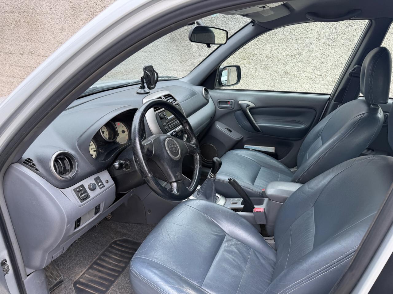 TOYOTA RAV4 2.0 16V BENZ-GPL 2032 4X4 UNI PROP
