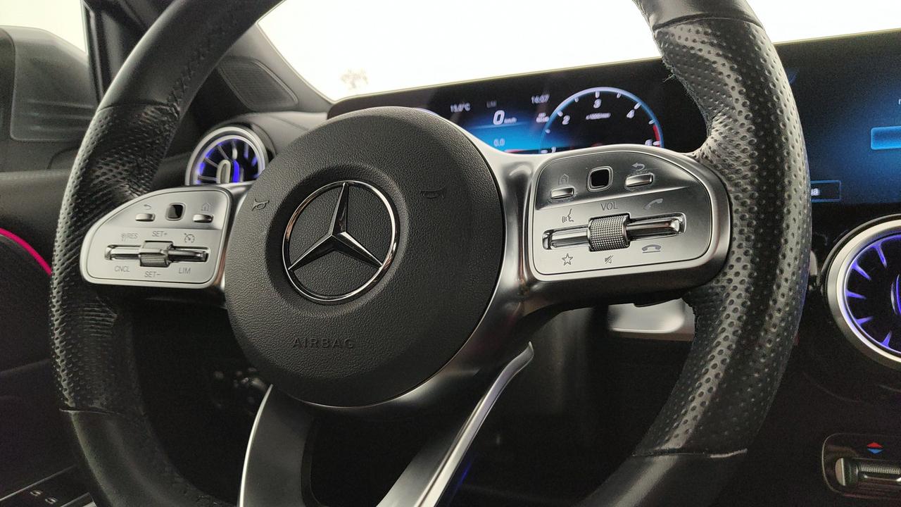 Mercedes-Benz GLB 220 d Premium 4matic auto