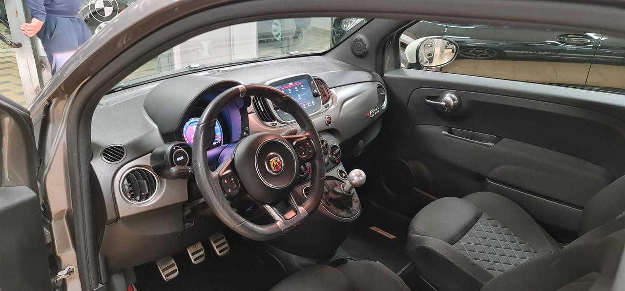 Abarth 595 1.4 Turbo T-Jet 165 CV Turismo