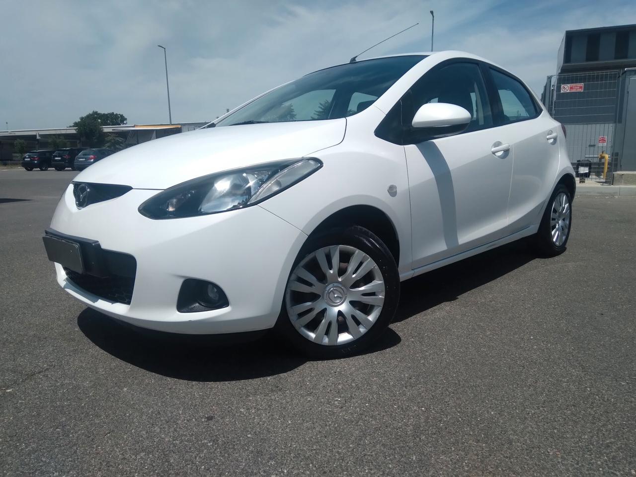 Mazda2 1.3 16V 75CV 5p. Play Gen. GPL x neopatentati