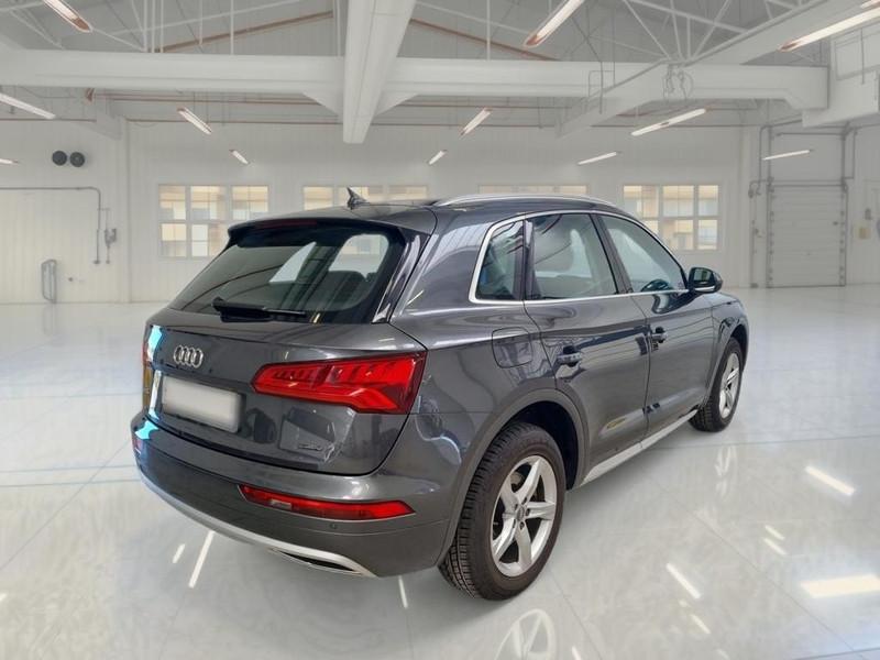 AUDI Q5 40 TDI Business Sport quattro S tronic
