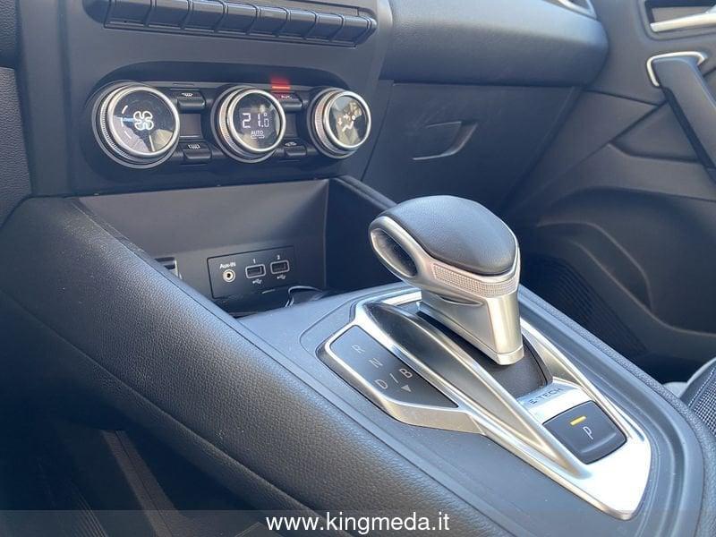 Renault Captur Captur Plug-in Hybrid E-Tech 160 CV Intens