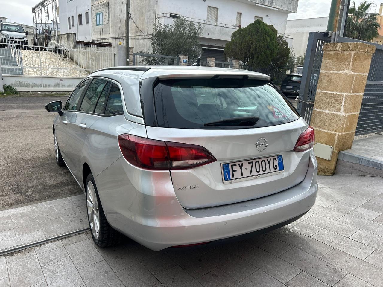 Opel Astra 1.6 CDTi 136CV-2019