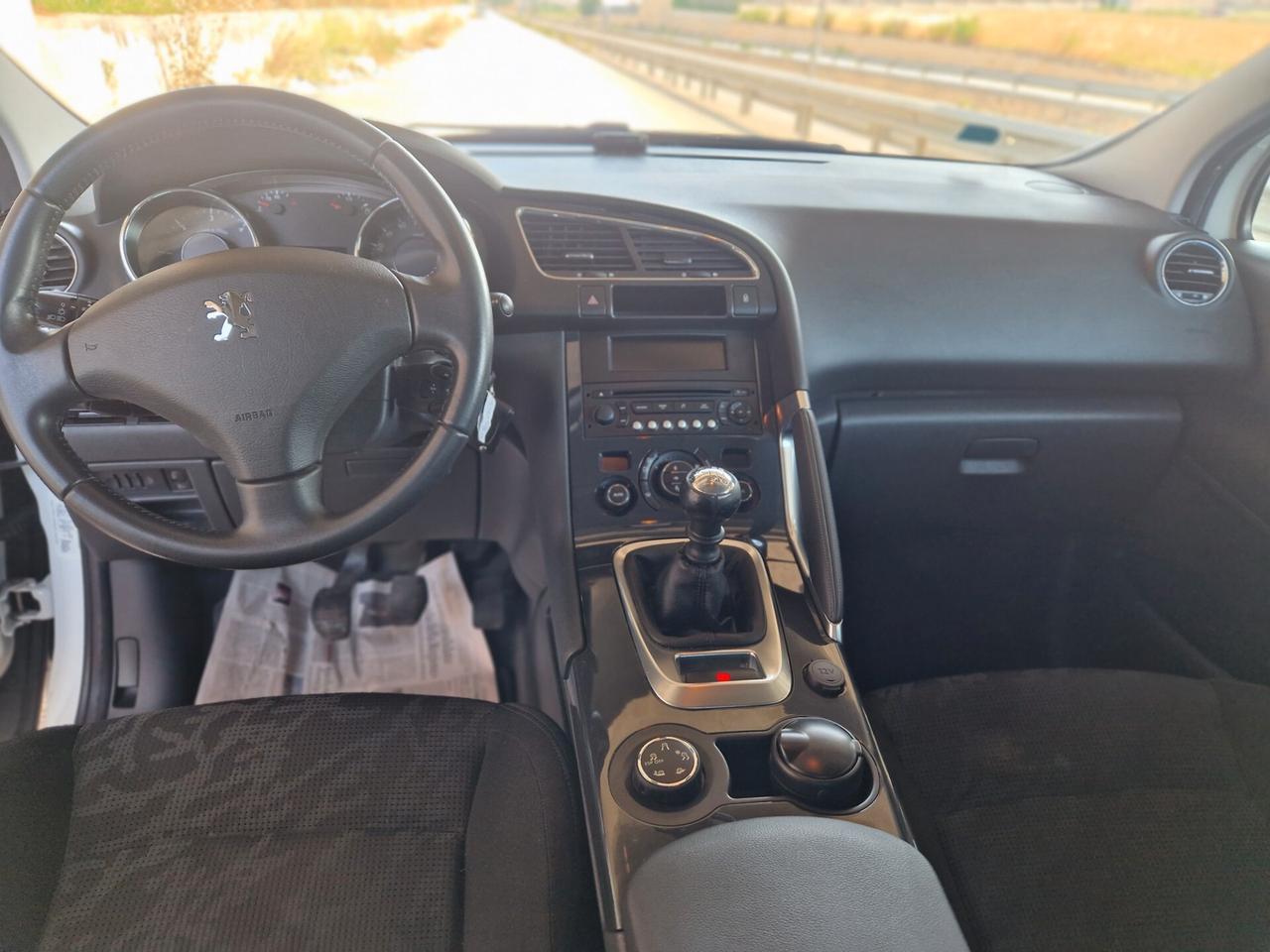 Peugeot 3008 1.6 HDi 110CV Business
