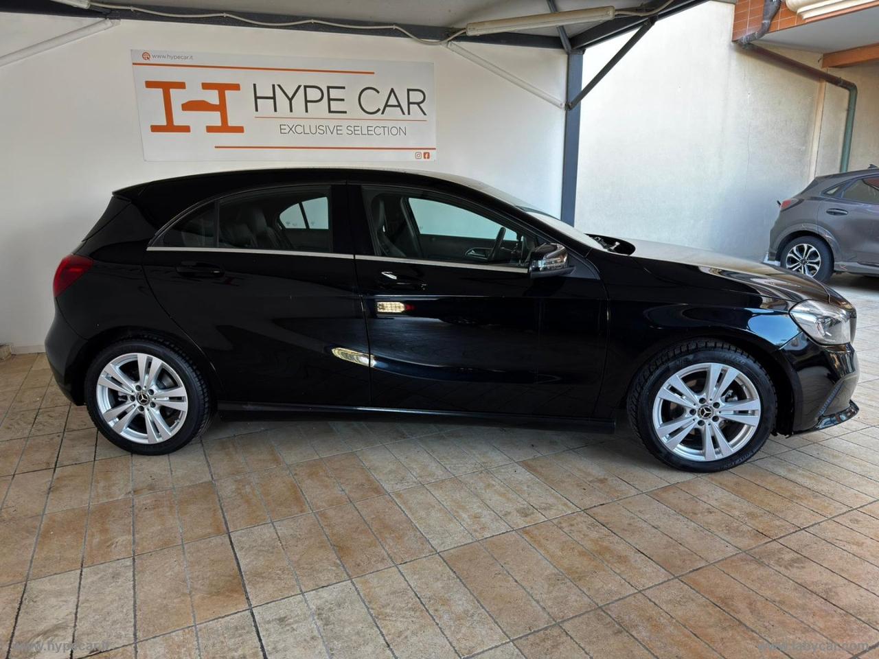 MERCEDES-BENZ A 180 d Sport