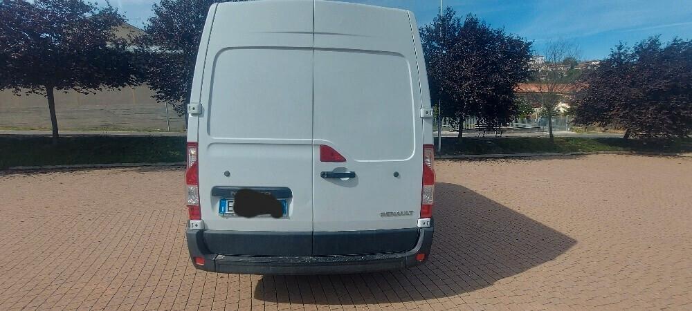 Renault Master 2.3 dci L3H2