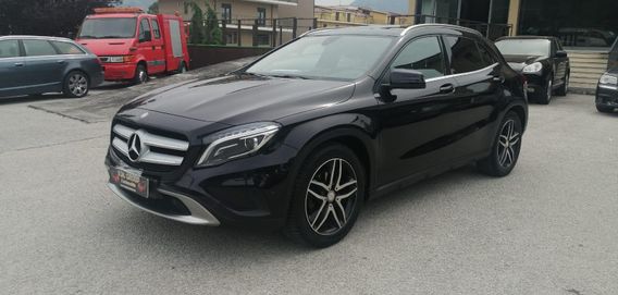 MERCEDES GLA 180 CDI Premium Plus