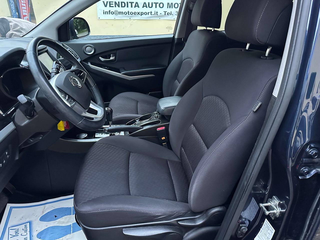 Ssangyong Korando 2.0 2WD MT Limited - Automatica