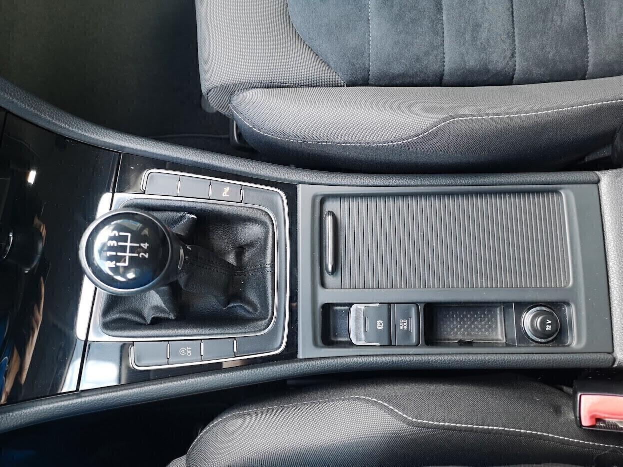 Volkswagen Golf 1.6 TDI 5p. Highline BlueMotion Technology