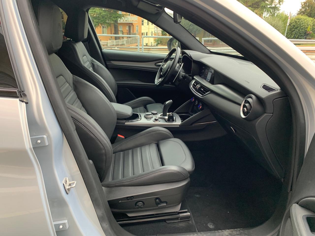 Alfa Romeo Stelvio 2.2 Turbodiesel 210 CV AT8 Q4 Veloce