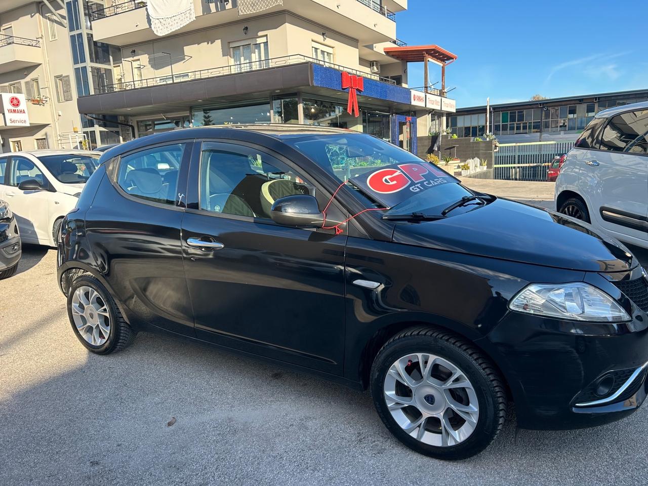 Lancia Ypsilon 1.2 69 CV 5 porte GPL Ecochic Gold