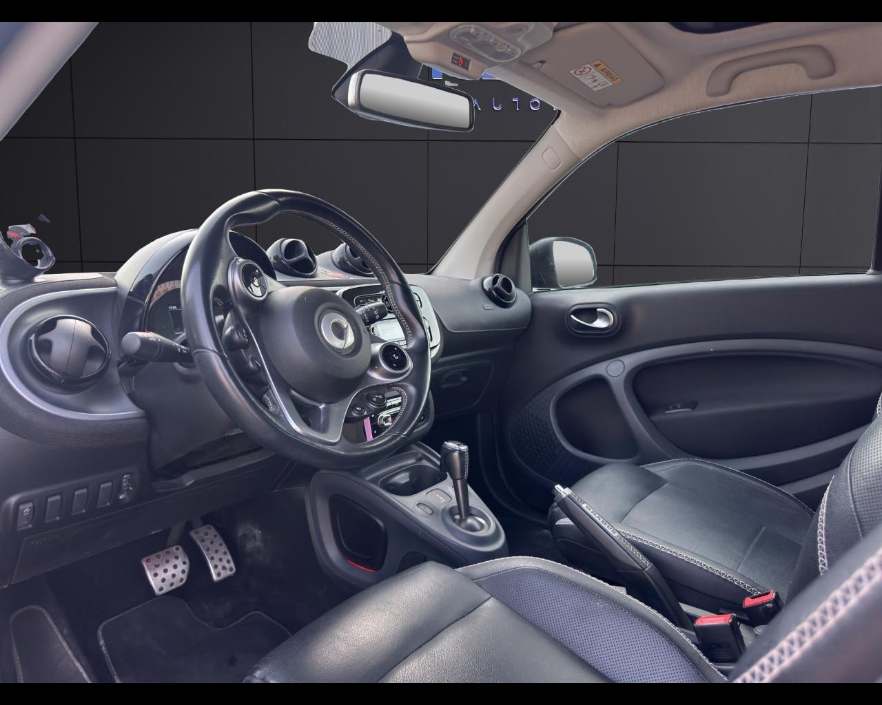 SMART fortwo 90 0.9 Turbo twinamic Brabus pack
