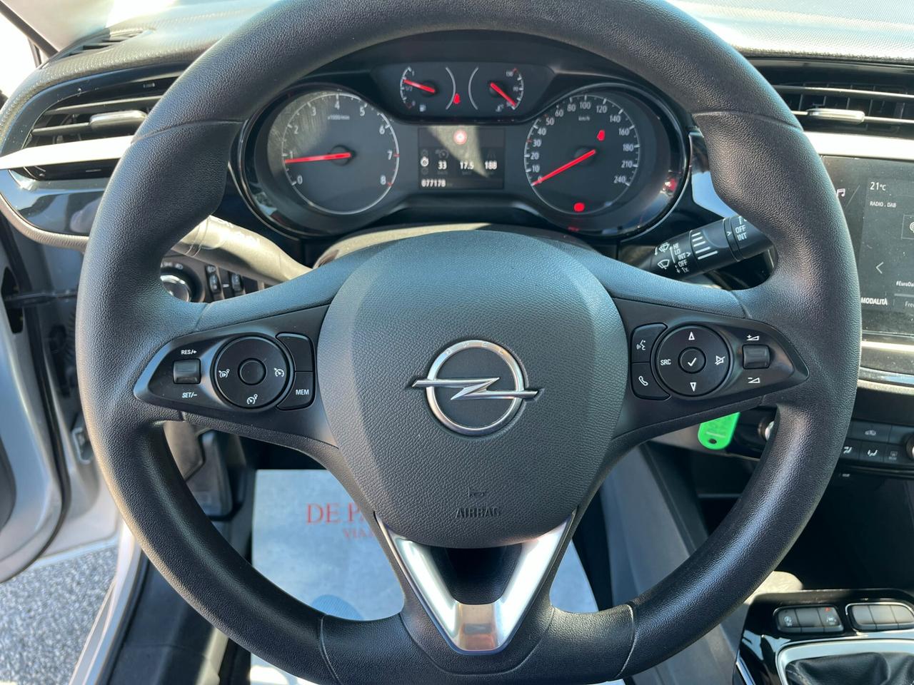 Opel Corsa 1.2 Edition ok neopatentati