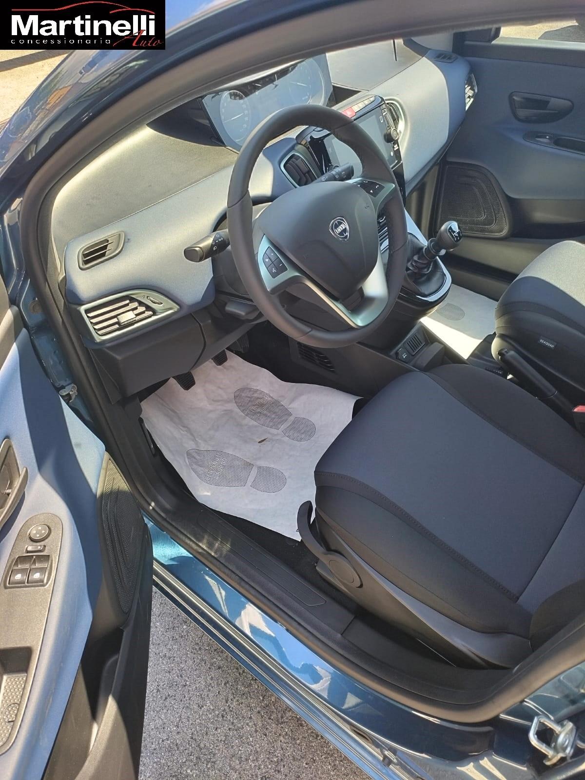 Lancia Ypsilon 1.0 FireFly 5 porte S&S Hybrid Gold Plus