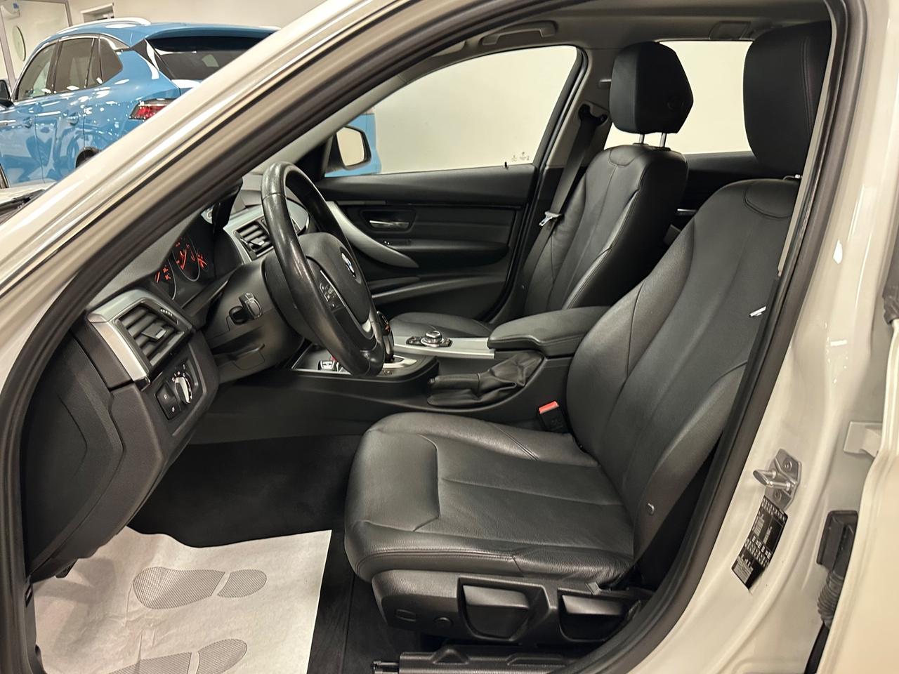 Bmw 318 318d Touring 150 Cv Luxury - 2016