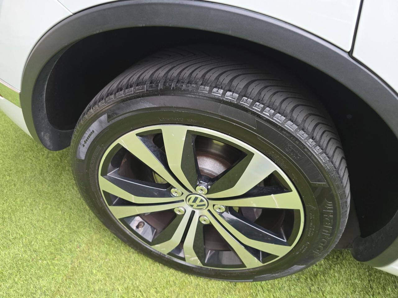 VW Touareg R.LINE 3.0TDI 204CV TETTO APRIBILE -2017