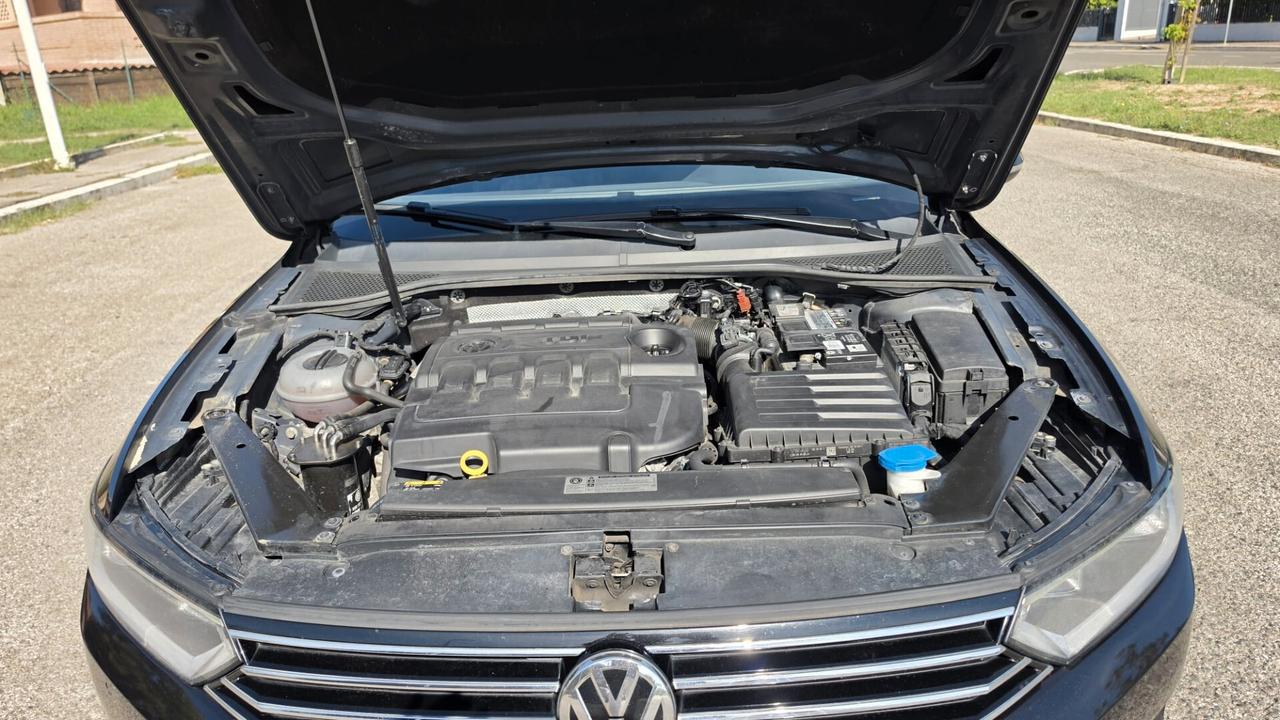 Volkswagen Passat Business Variant 1.6 TDI Trendline BlueMotion Tech.