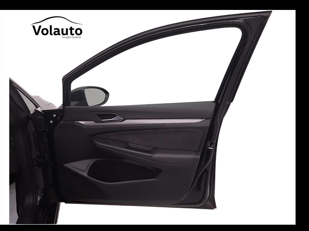 VOLKSWAGEN Golf VIII 2024 - Golf 2.0 tdi Style 150cv dsg