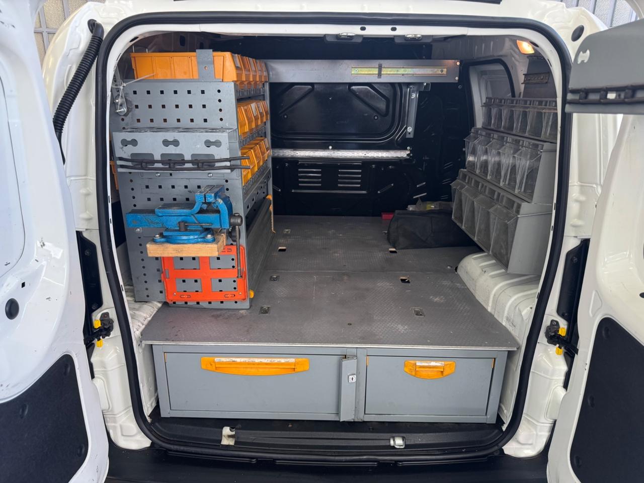 Fiat Fiorino 1.3 MJT 95CV Cargo SX