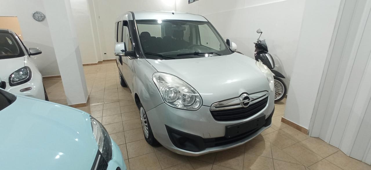 Opel Combo Tour