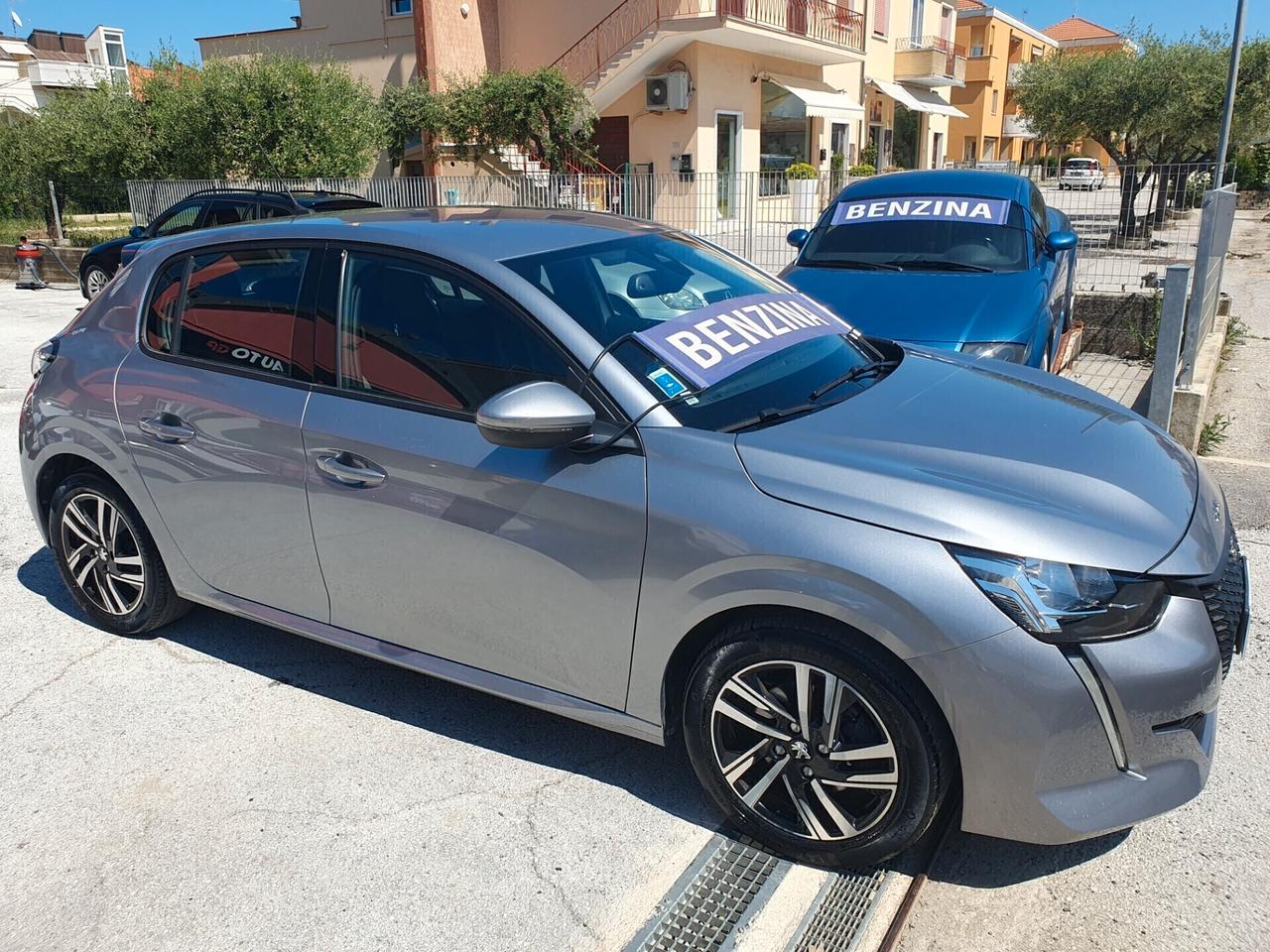 Peugeot 208 1.2 PureTech Allure Neopatentati 2020