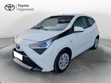 Toyota Aygo 1.0 72 CV x-play