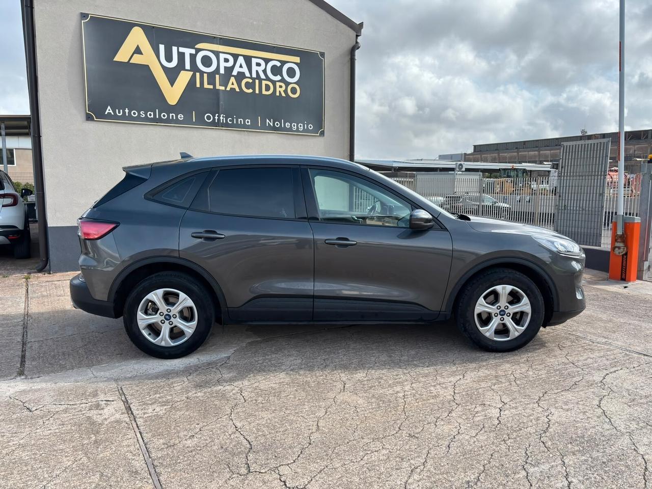 Ford Kuga 1.5 EcoBlue 120 CV 2WD Titanium