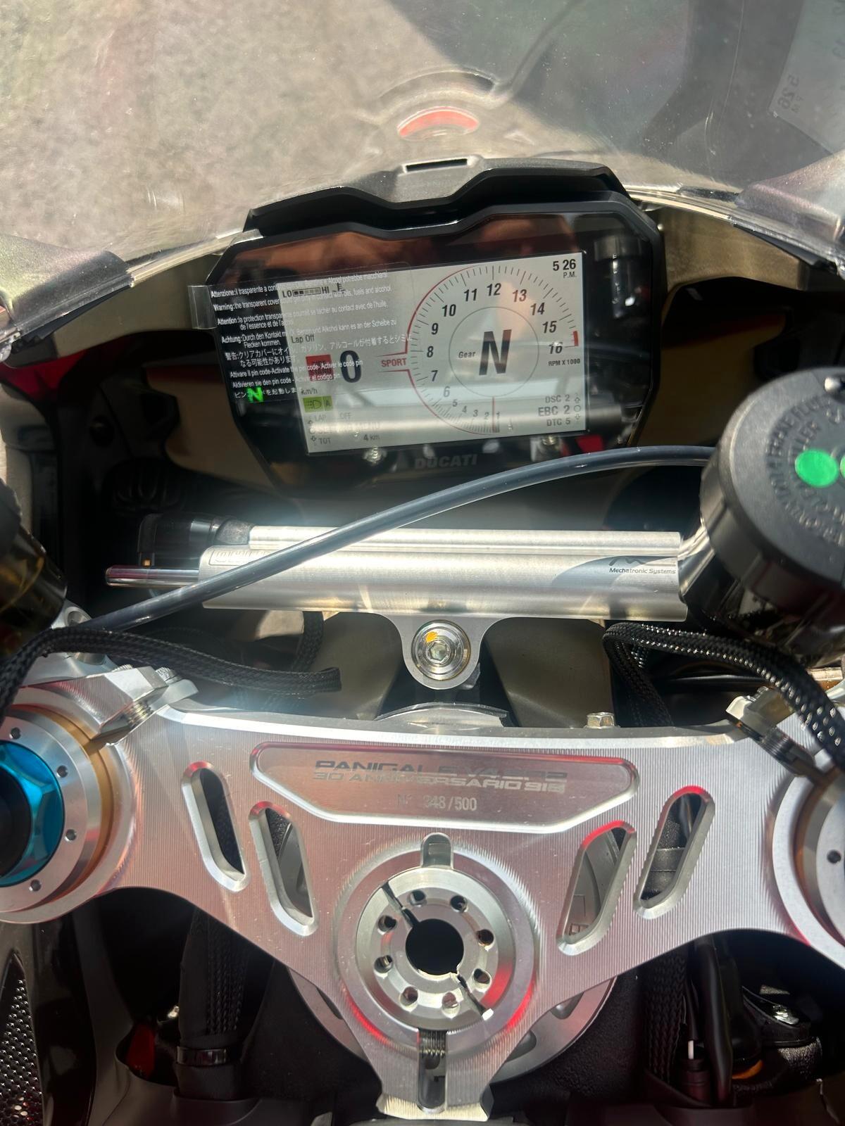 DUCATI PANIGALE V4 SP2 30°ANNIVERSARIO 916