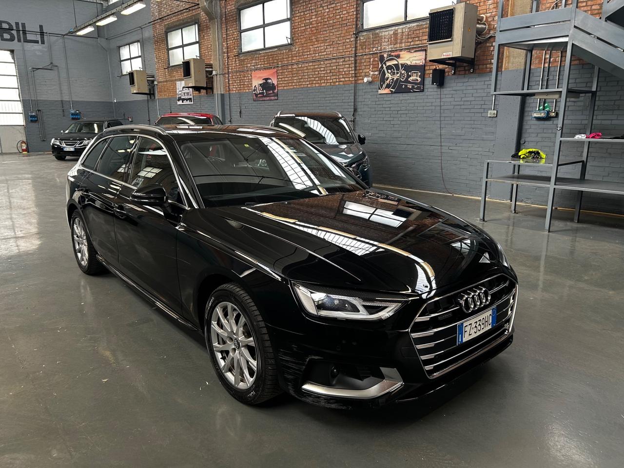 Audi A4 Avant 40 TDI quattro S tronic Sport