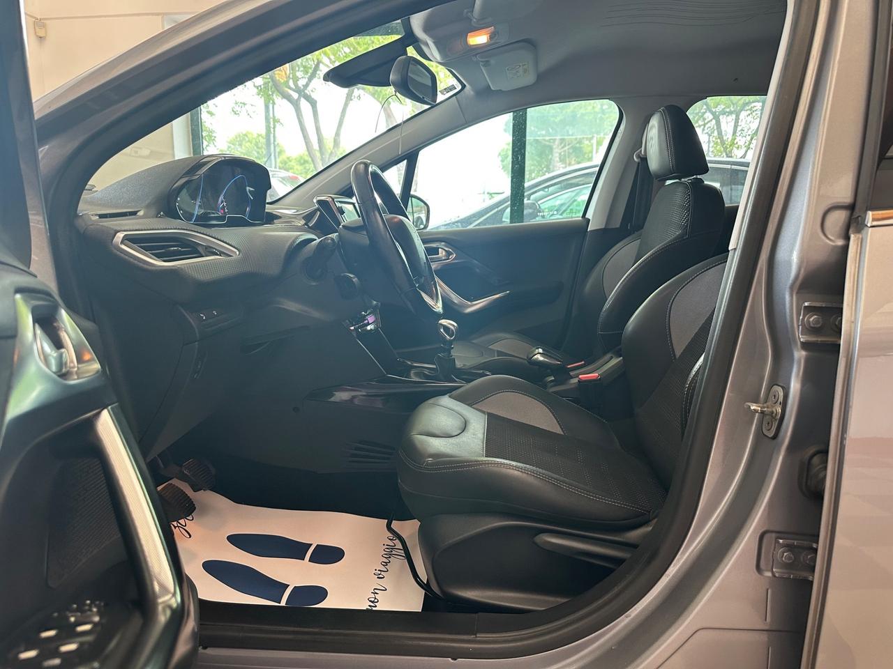 Peugeot 2008 BlueHDi 120 S&S Allure