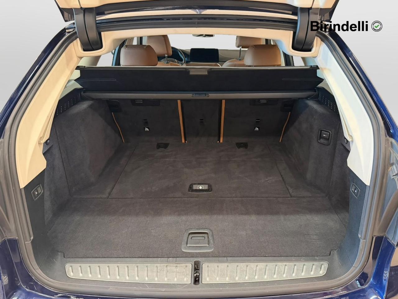 BMW Serie 5(G30/31/F90) - 520d 48V xDrive Touring Luxury