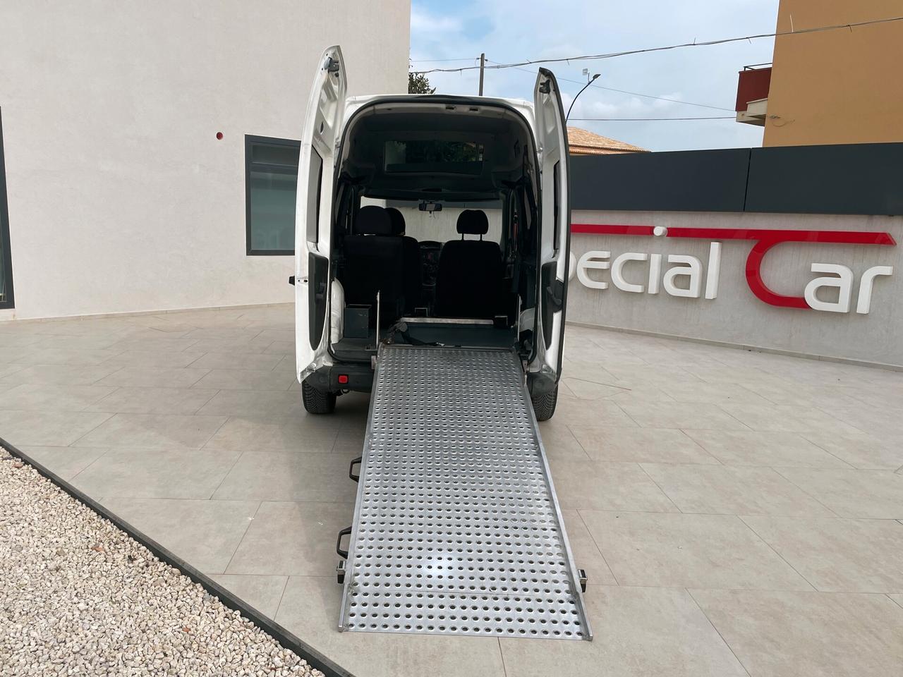 Fiat Doblò Tetto Alto Trasporto Disabili