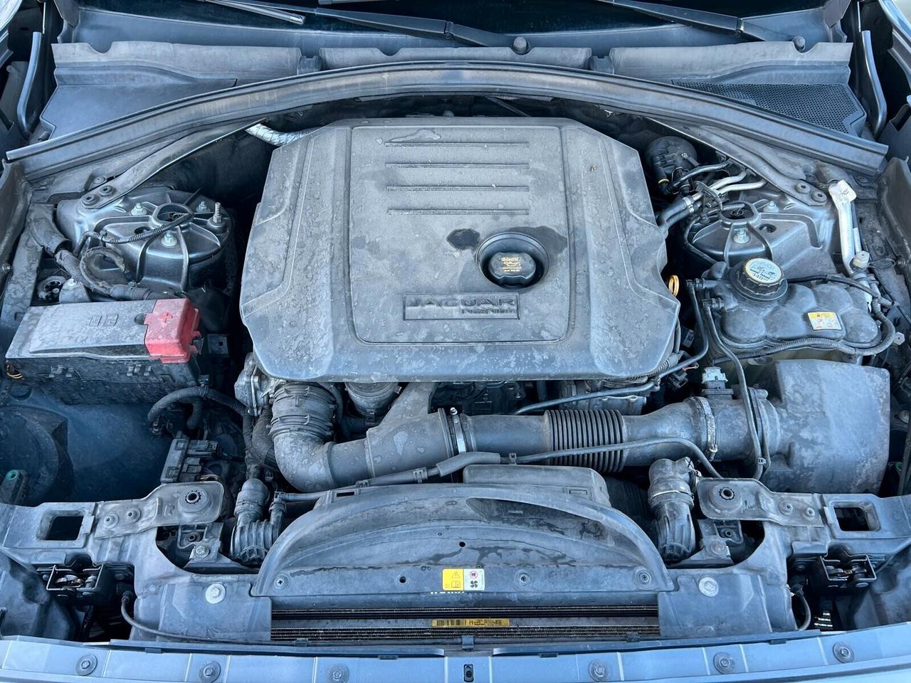 Jaguar F-Pace 2.0 D 180 CV AWD aut. R-Sport