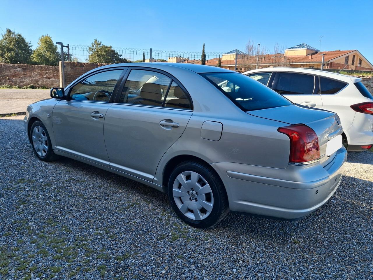 Toyota Avensis 1.6 16V