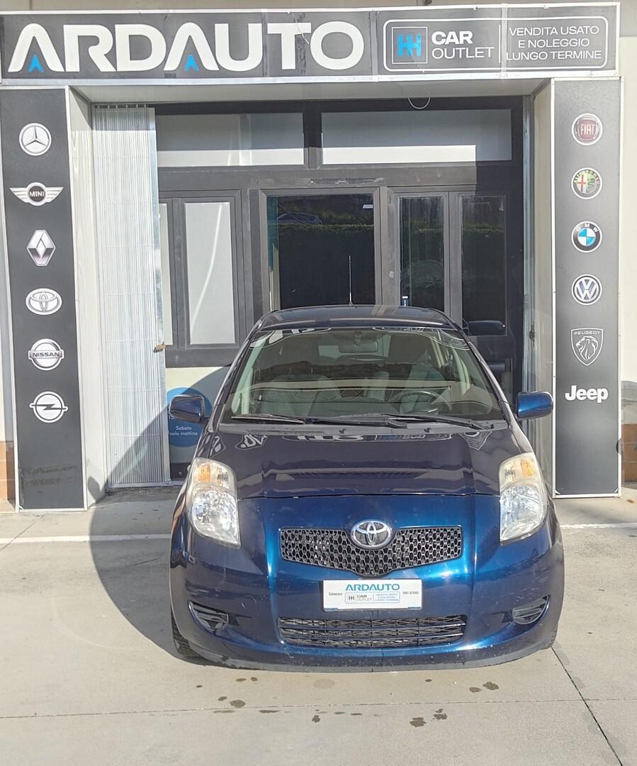 Toyota Yaris 1.0 Sol