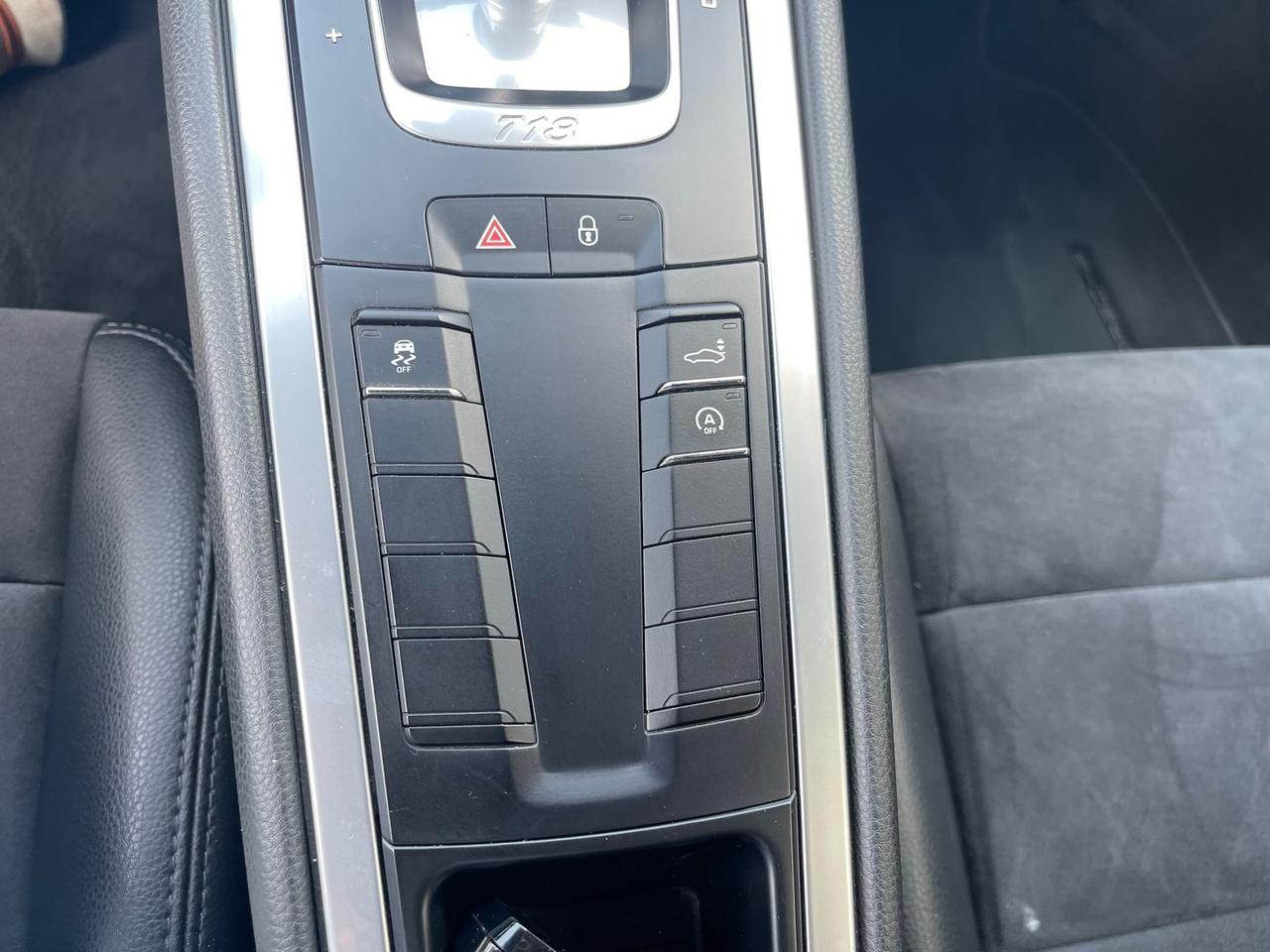 Porsche Cayman 718 2.0 300cv Edition