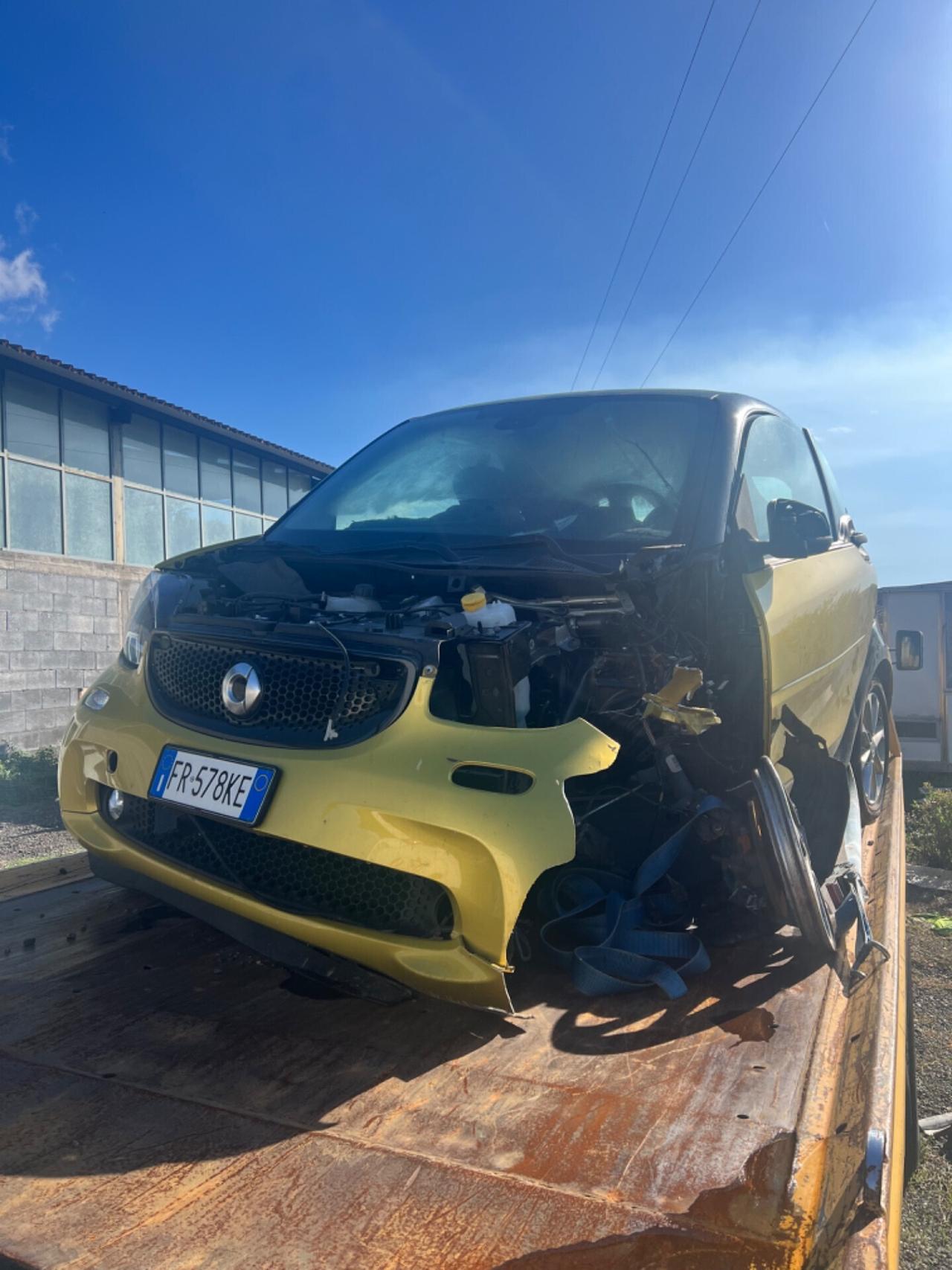 Smart ForTwo 70 1.0 benzina cambio automatico 2019