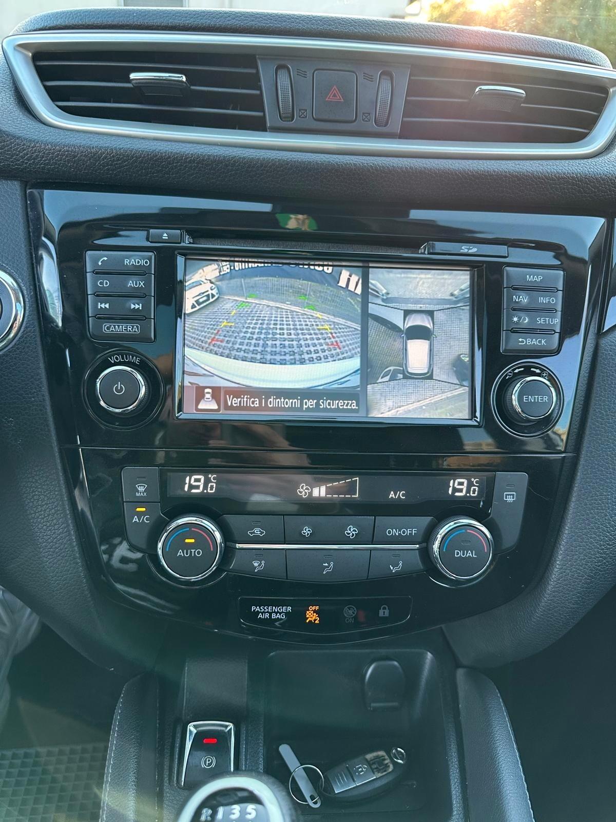 Nissan Qashqai 1.6 dCi 4WD Tekna-2016