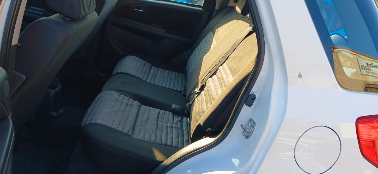 Fiat Sedici 2.0 Mjet 4x2 Emotion - 2014