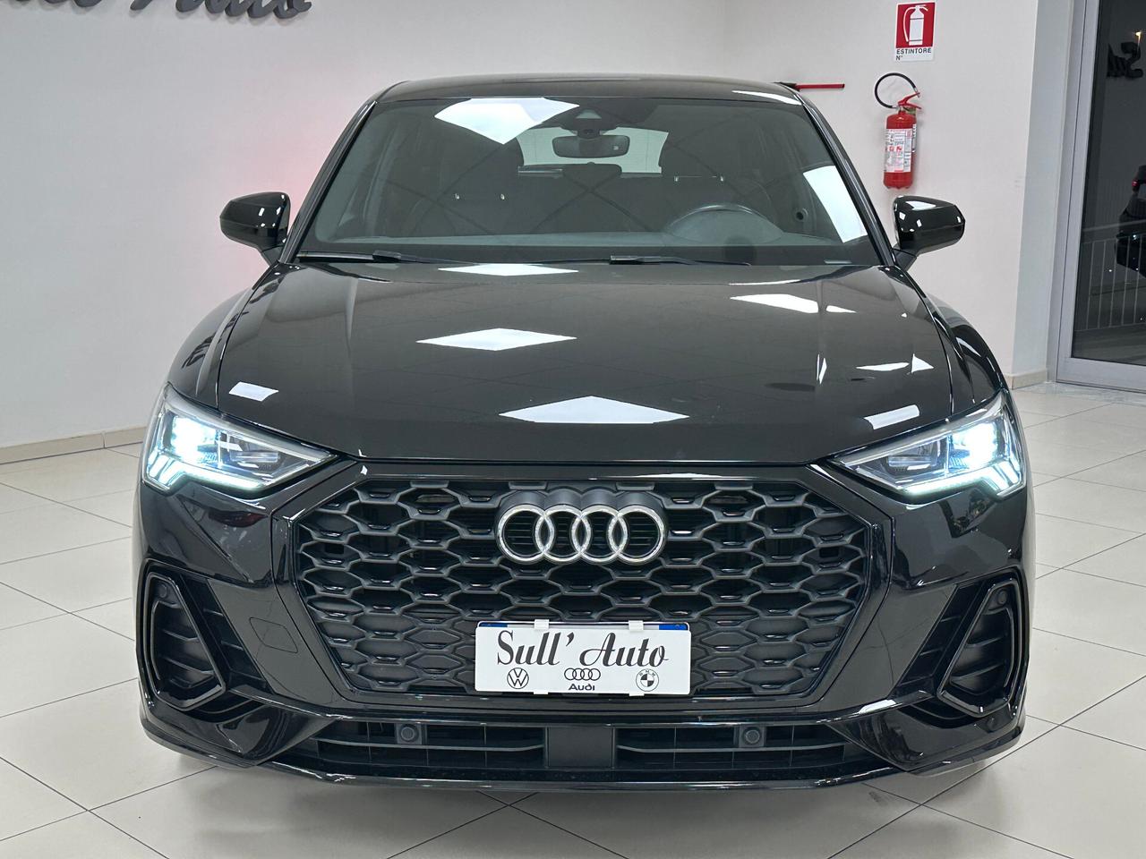 Audi Q3 35 TDI 150 CV S tronic S line edition 2020