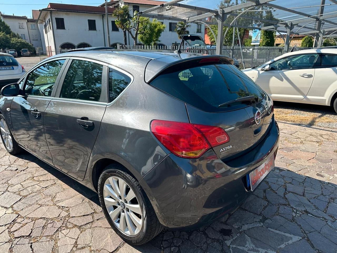 Opel Astra 1.7 CDTI 125CV 5 porte Cosmo