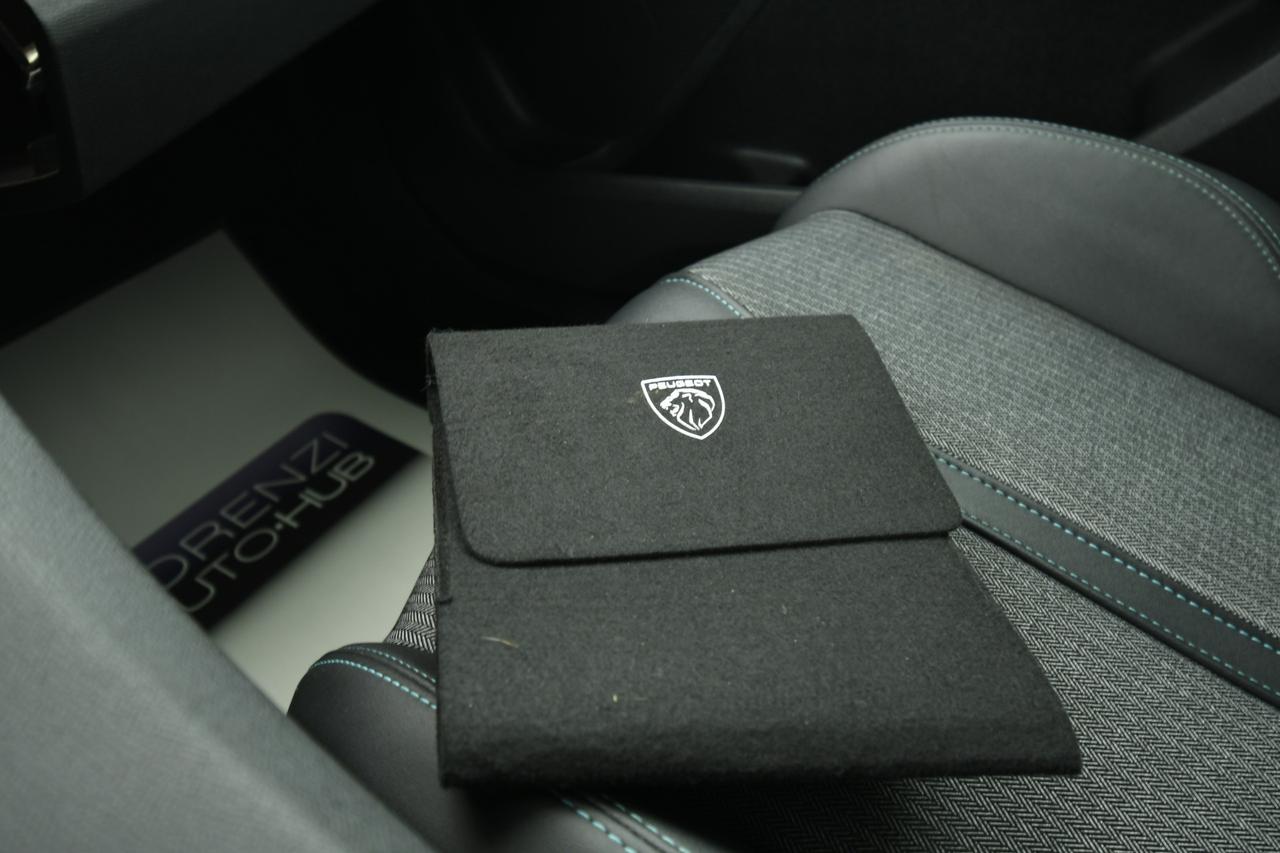 PEUGEOT 5008 1.5 bluehdi Allure Pack s&s 130cv eat8 7p.ti. CAMERA+APP CONNECT