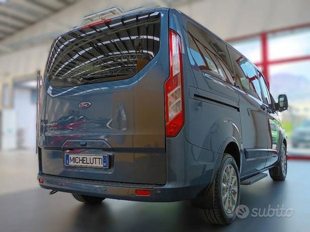 Ford Tourneo Custom 320 2.0 tdci 150cv Titanium-8