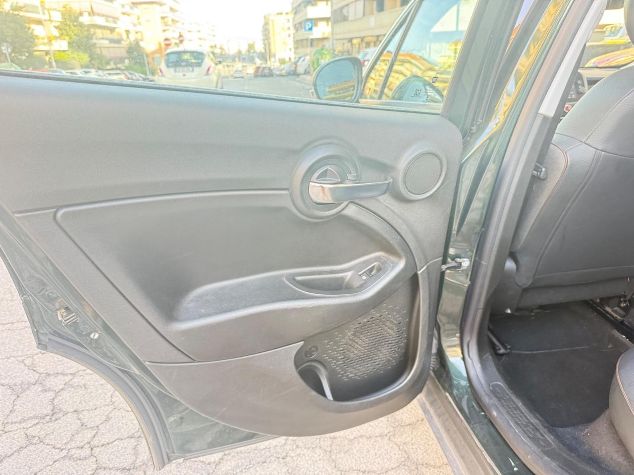 Fiat 500X 1.3 T4 150 CV DCT Cross LED PDC BLUETOOTH NAVI KAMERA PELLE