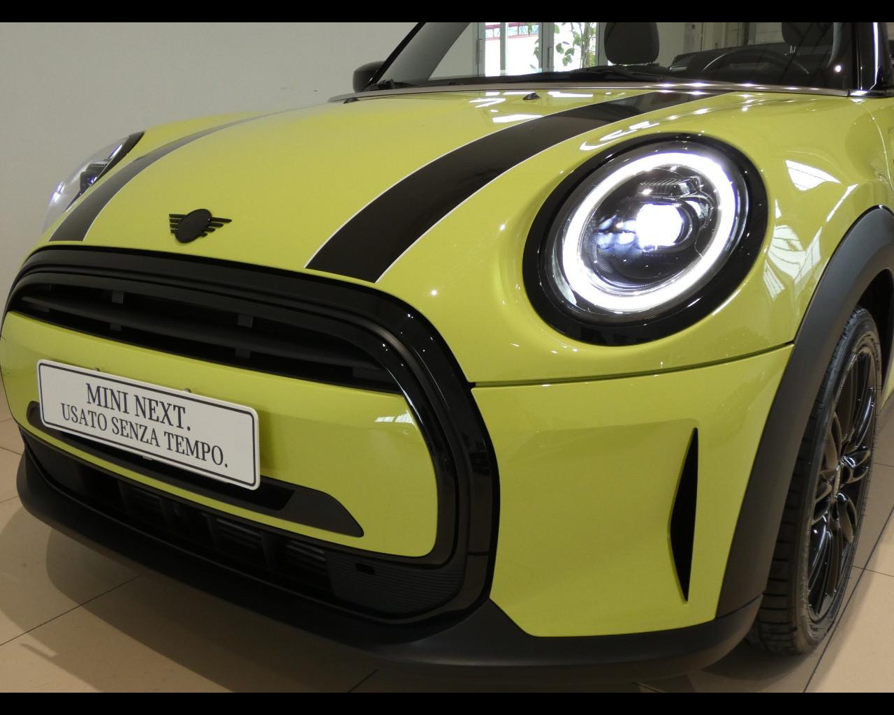 MINI Mini Cabrio (F57) - Mini 1.5 Cooper Classic Cabrio