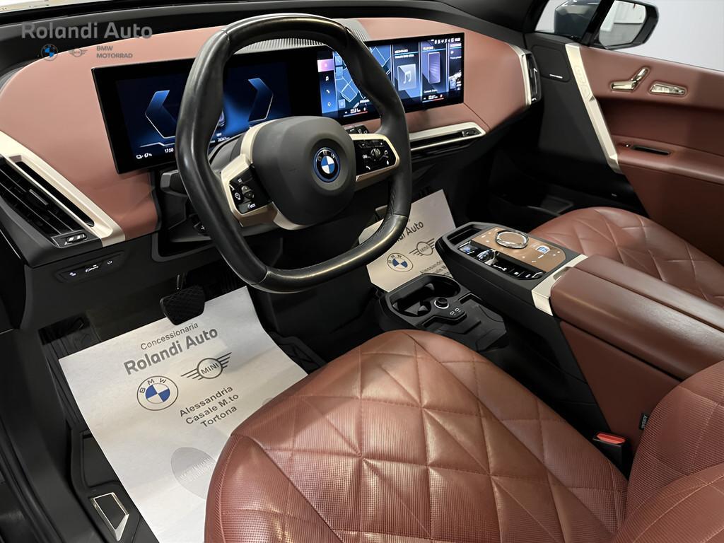 BMW iX 50 pacchetto sportivo xDrive