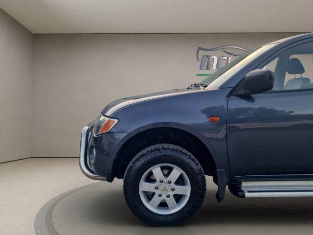 MITSUBISHI L200 2.5 DI-D/136CV Double Cab Invite