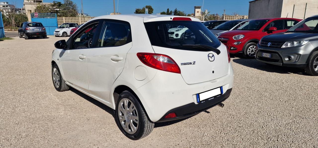 Mazda2 1.3 16V 75CV 5p. Trendy 2014