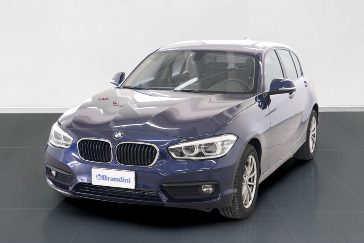 BMW Serie 1 F/20-21 2015 116d Digital Edition 5p auto