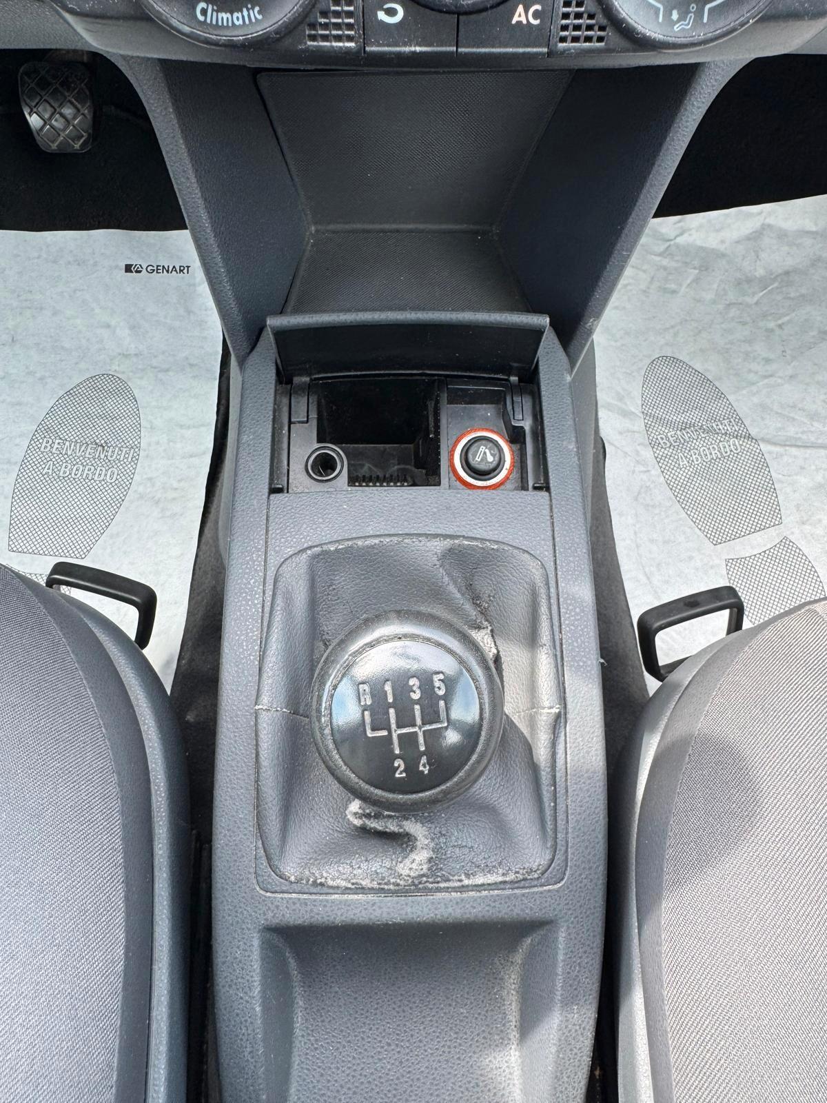Volkswagen Polo 1.2 BENZ 5P KM 89000 - 2003
